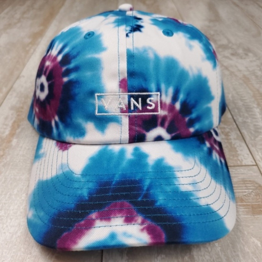 Vans hat NWT tie dye